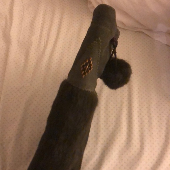 Muk luk boots - Picture 3 of 4